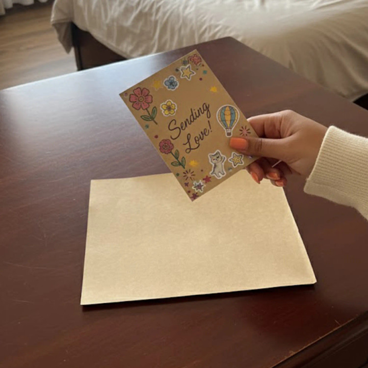 کاغذ کرافت ۲۴۰ گرمی سایز ۳۵×۲۵